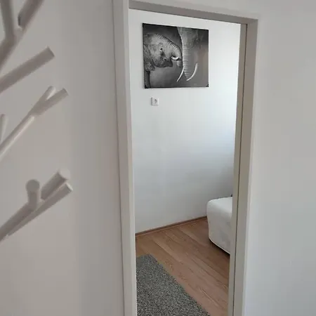 B30 Budapešť